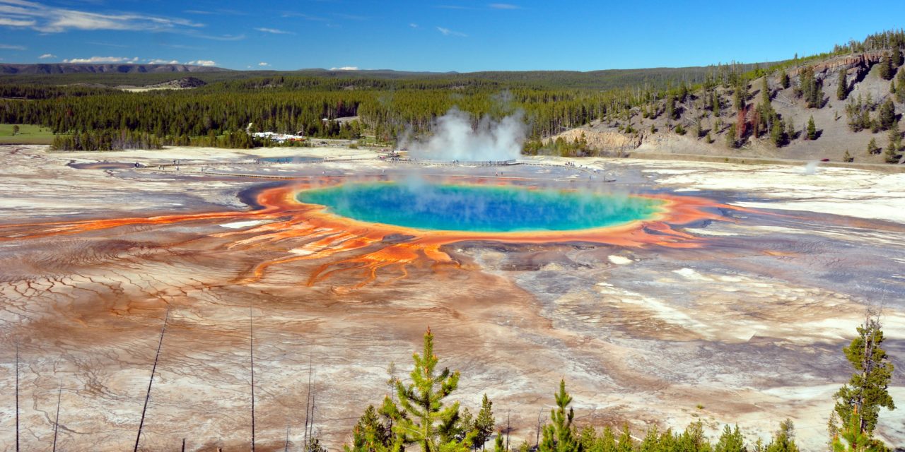 Le Grand Prismatic Spring, un joyau naturel immanquable des États-Unis